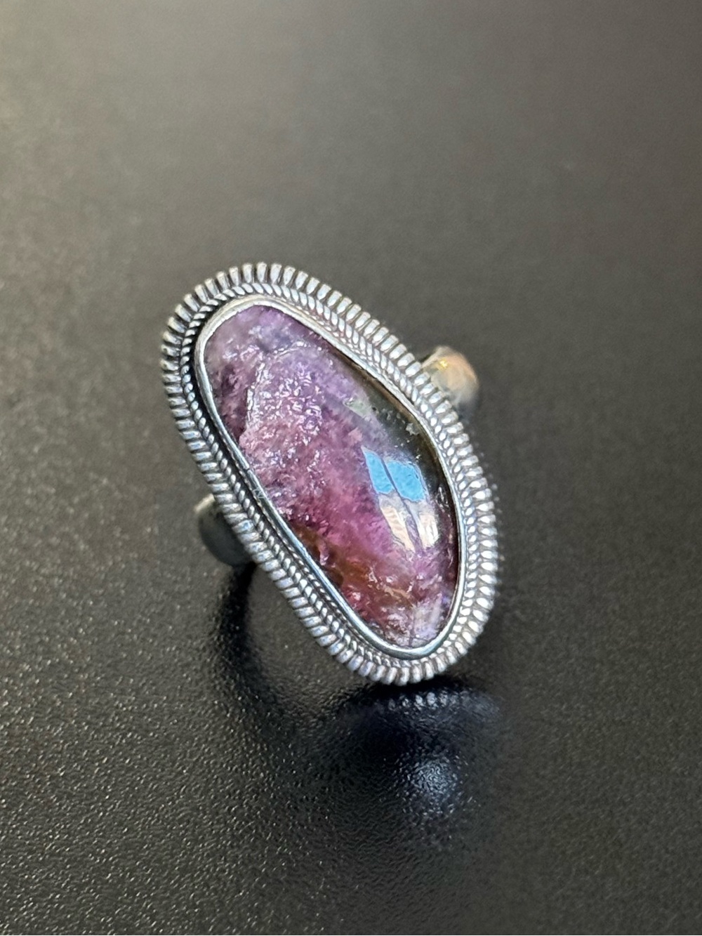 Vintage 925 Sterling Silver Purple Amethyst Quartz Statement Ring